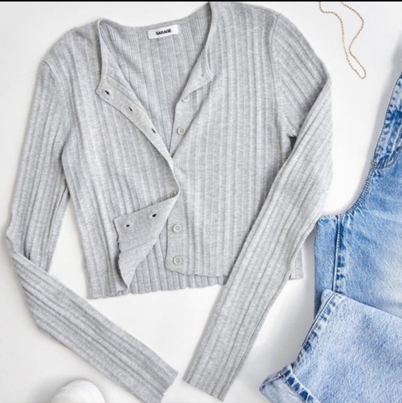 Garage - sweather top - Picture 1 of 4